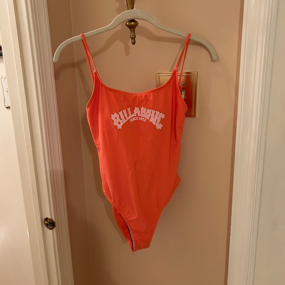 NWT Billabong Sun Vibes One Piece Swimsuit